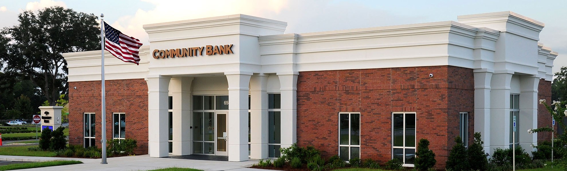 Community Bank. A bank like no other.